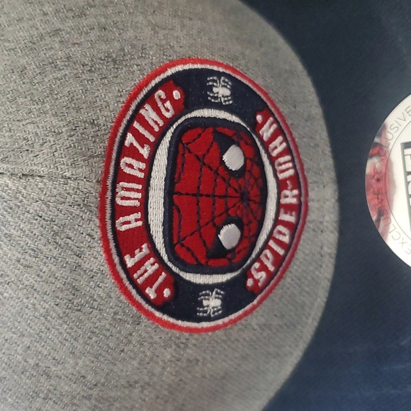 NWOT Marvel x Funko Pop Spiderman Hat - Picture 2 of 6